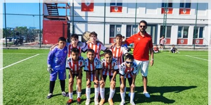 Derebahçe U12’de Fırtına Gibi Esiyor: 5’te 5
